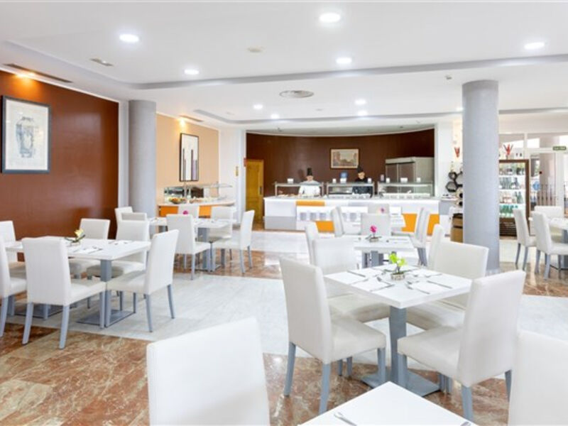 Chatur Playa Real Resort