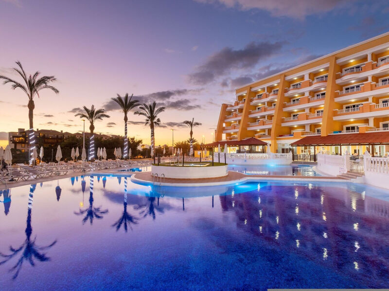 Chatur Playa Real Resort