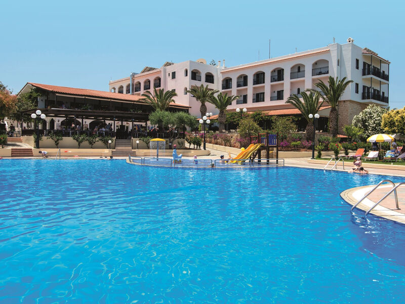 Tui Suneo Chrissi Amoudia