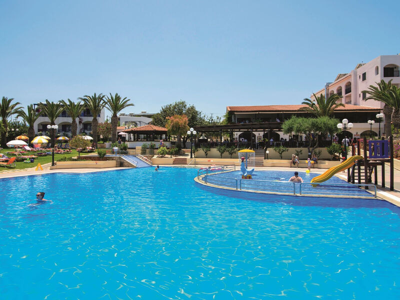 Tui Suneo Chrissi Amoudia