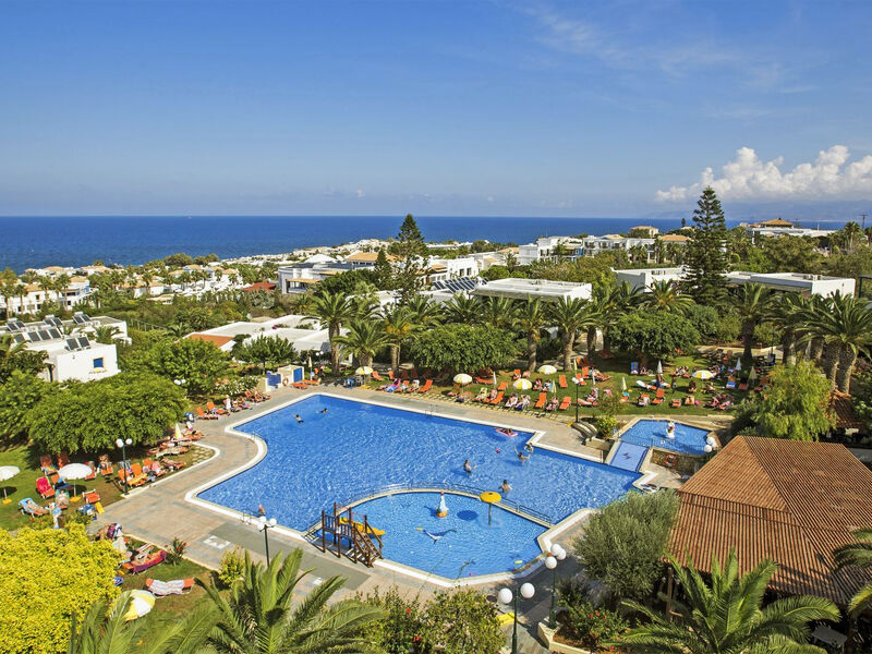 Tui Suneo Chrissi Amoudia