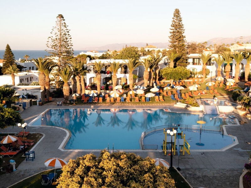 Tui Suneo Chrissi Amoudia