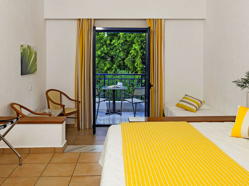 Tui Suneo Chrissi Amoudia