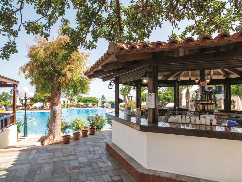 Tui Suneo Chrissi Amoudia