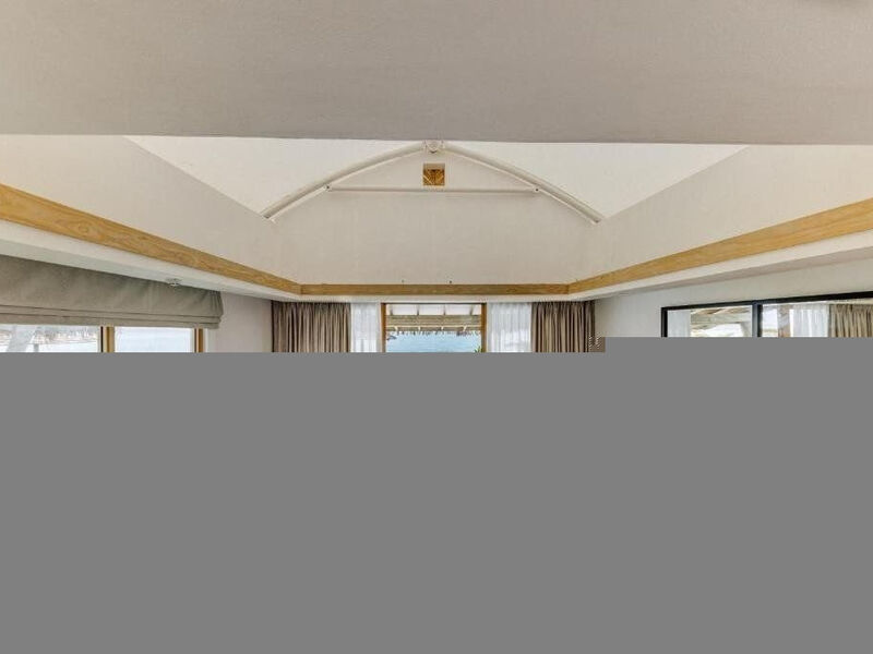 Cinnamon Hakuraa Huraa Maldives