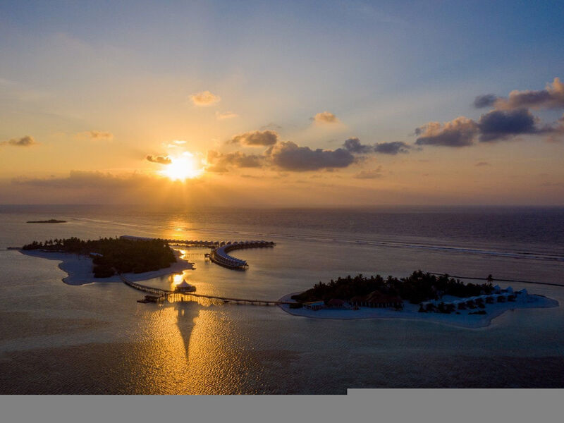 Cinnamon Hakuraa Huraa Maldives