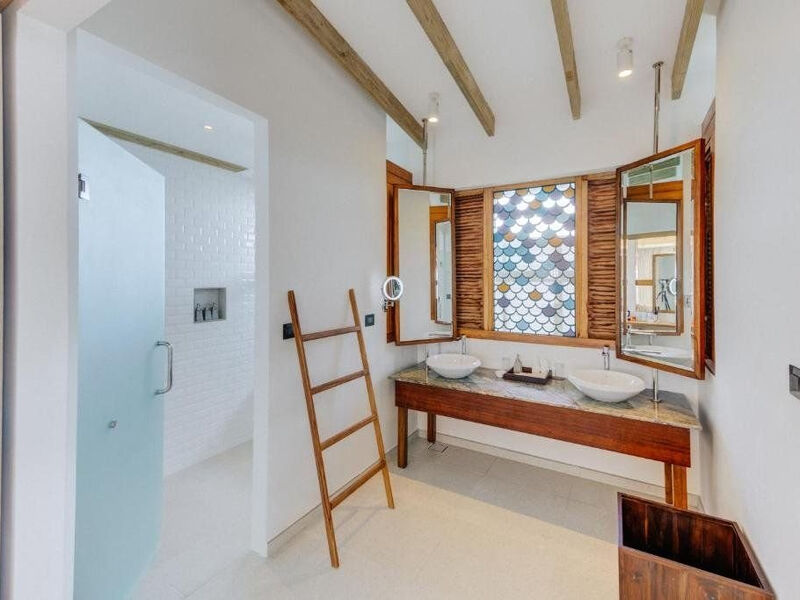 Cinnamon Hakuraa Huraa Maldives