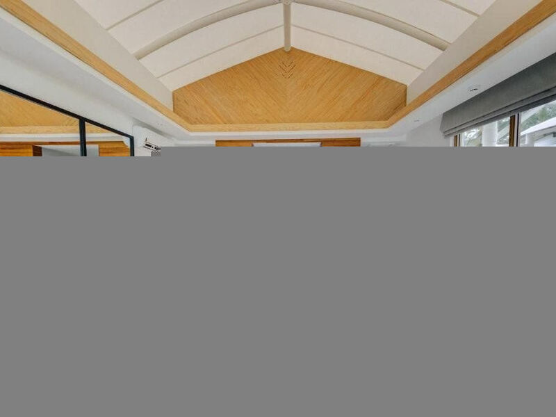 Cinnamon Hakuraa Huraa Maldives