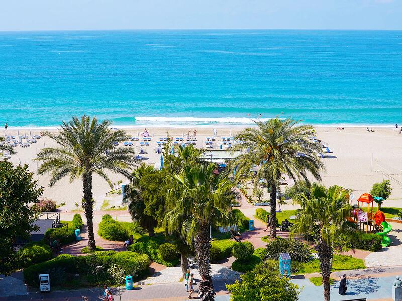 Cleopatra Golden Beach