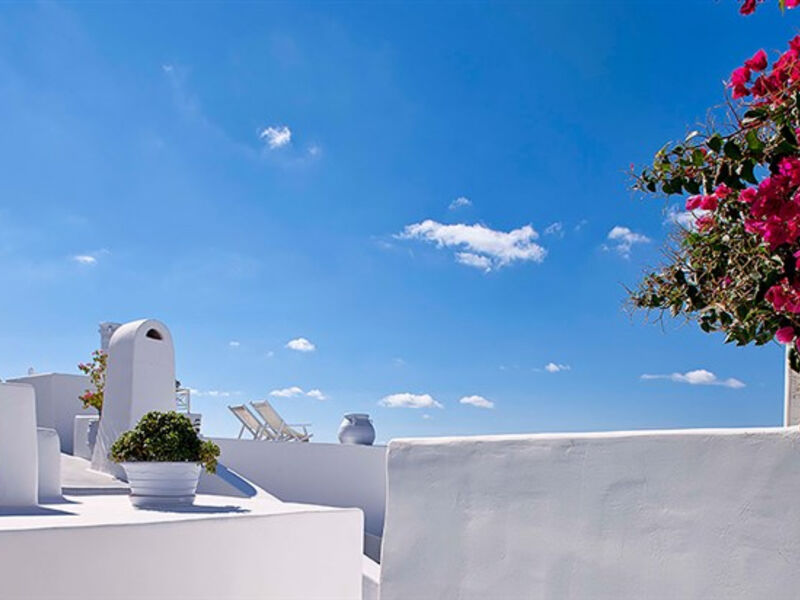 Cliff Side Suites