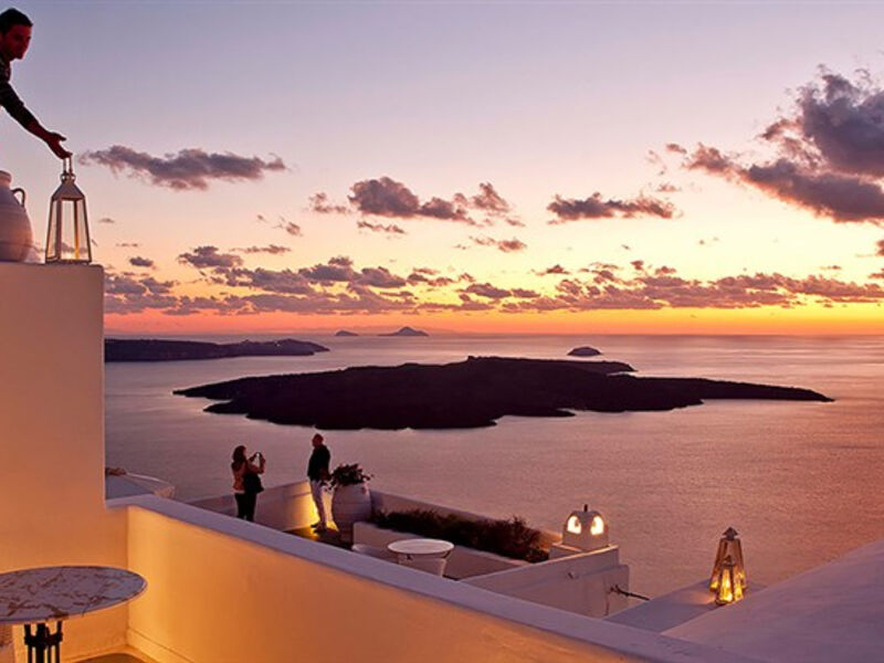 Cliff Side Suites