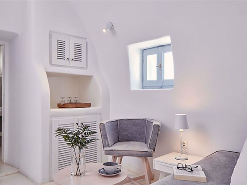 Cliff Side Suites