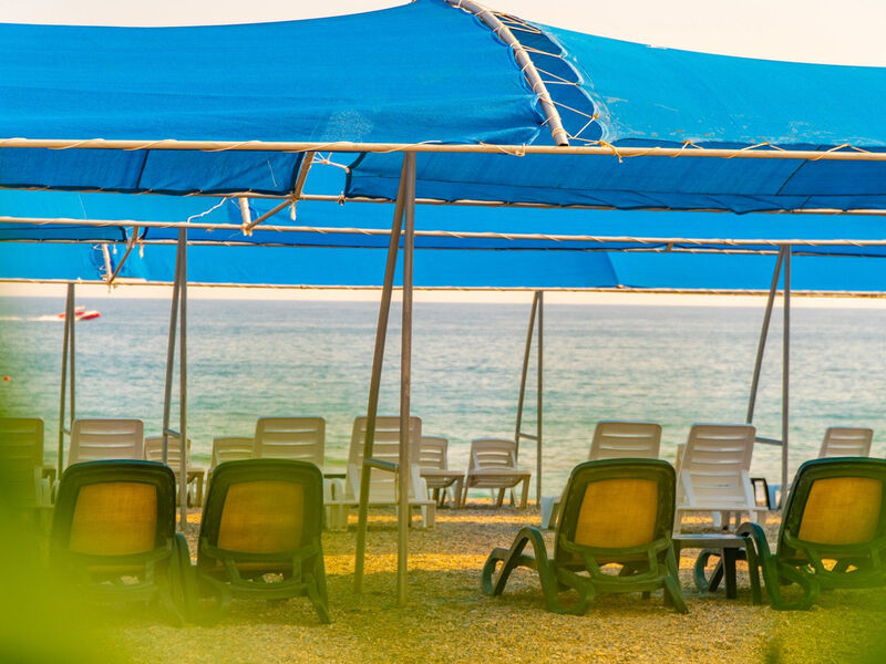 Clover Magic Garden Beach
