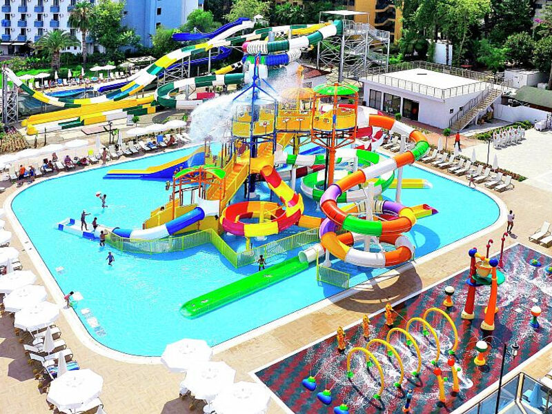 Club Aqua Plaza