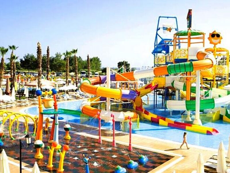 Club Aqua Plaza