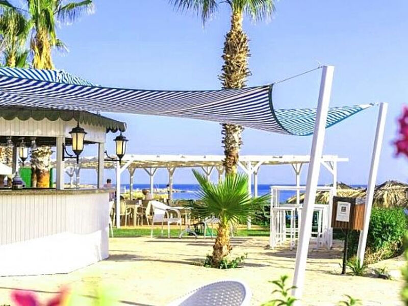 Club Aqua Plaza