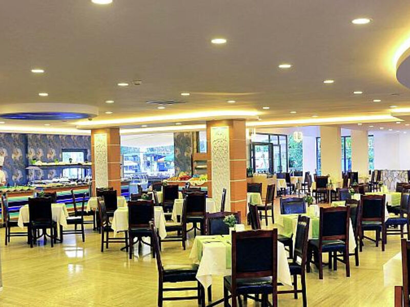 Club Aqua Plaza