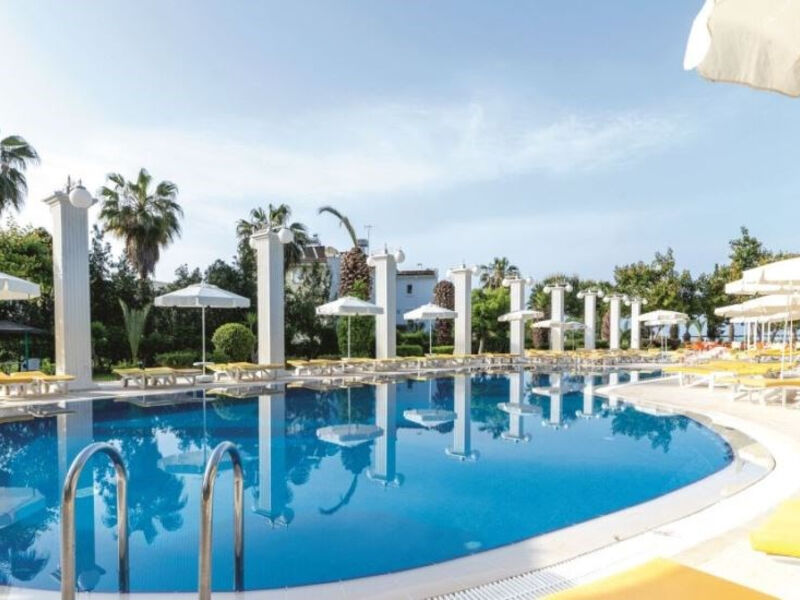 Club Aqua Plaza