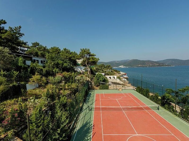 Blue Dreams Resort