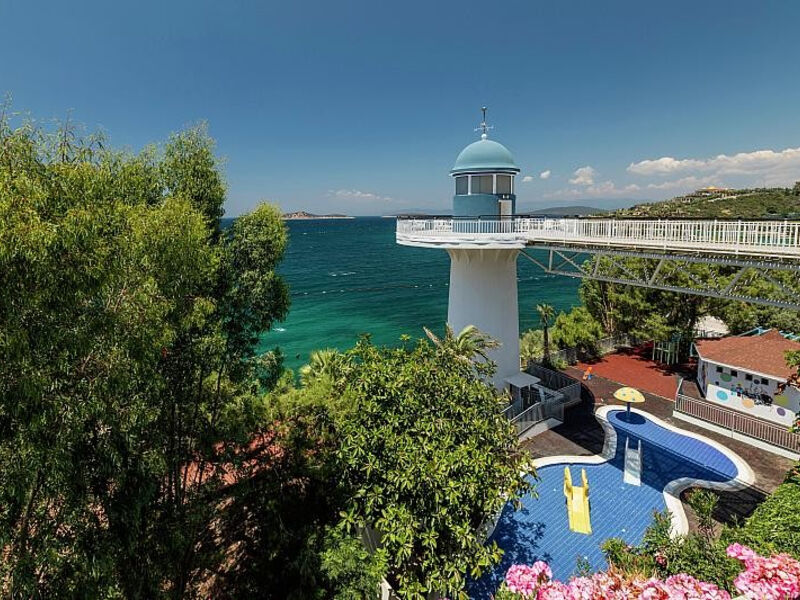Blue Dreams Resort