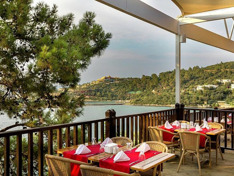 Blue Dreams Resort