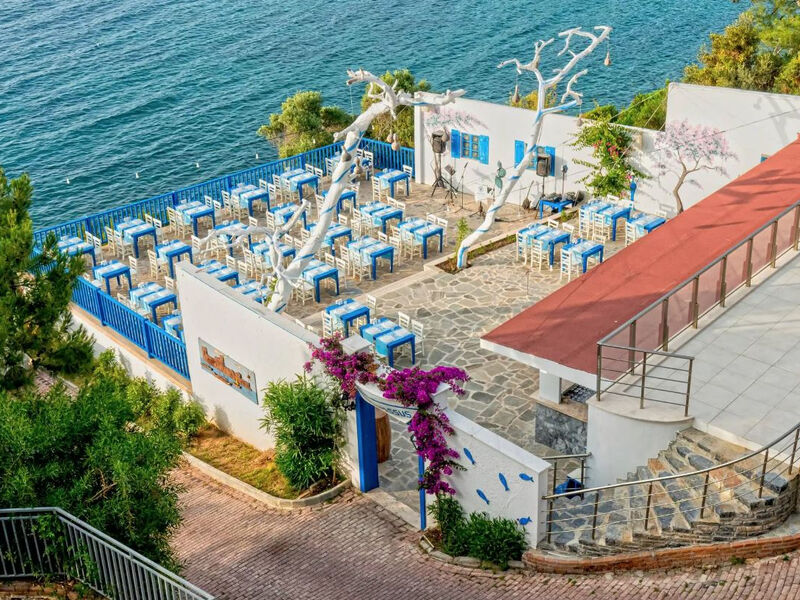 Blue Dreams Resort