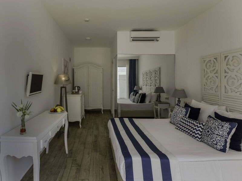 Blue Dreams Resort