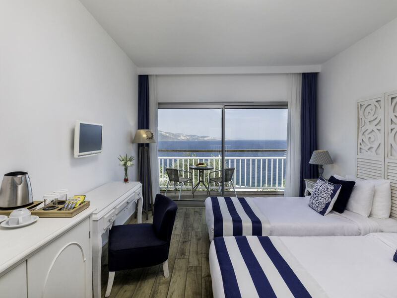 Blue Dreams Resort