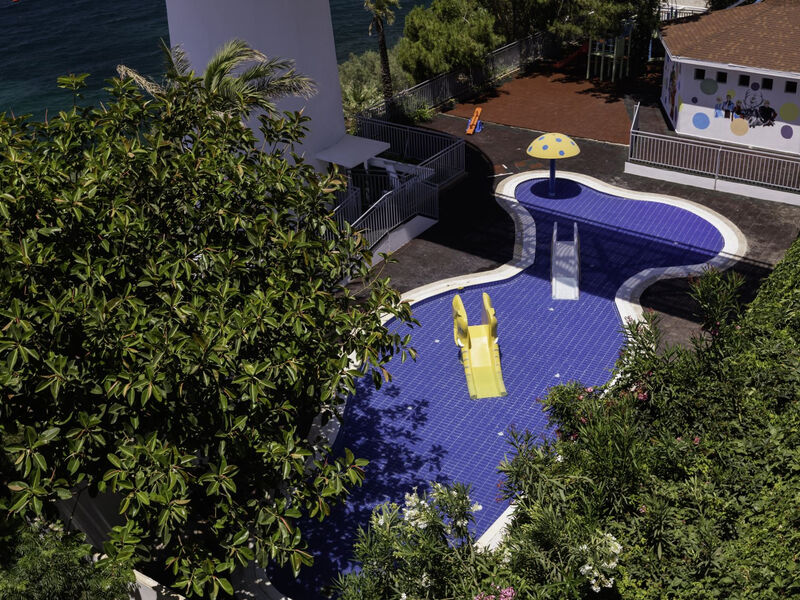 Blue Dreams Resort