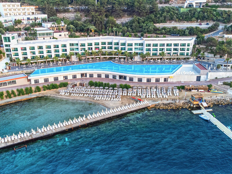 Blue Dreams Resort