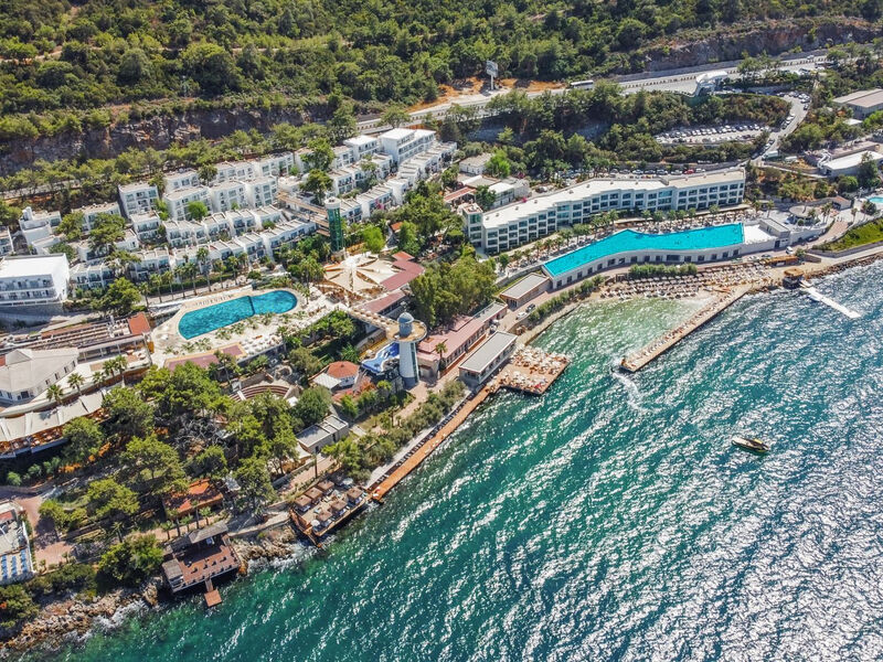 Blue Dreams Resort