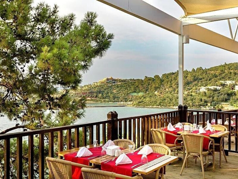 Blue Dreams Resort
