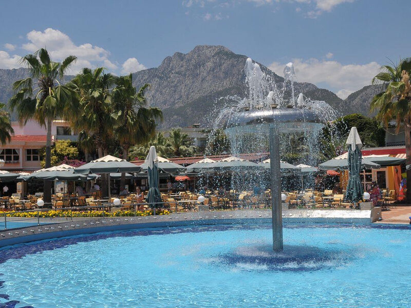 Club Boran Mare Beach