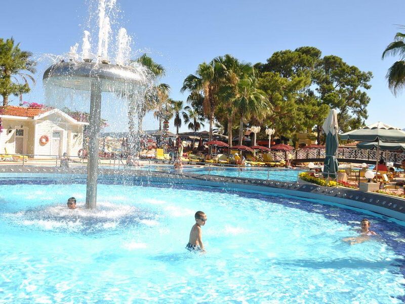 Club Boran Mare Beach