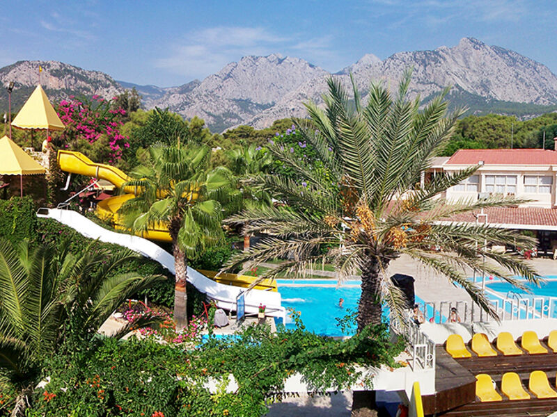 Club Boran Mare Beach