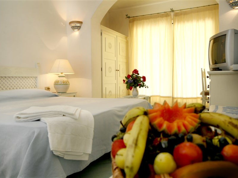 Club Hotel