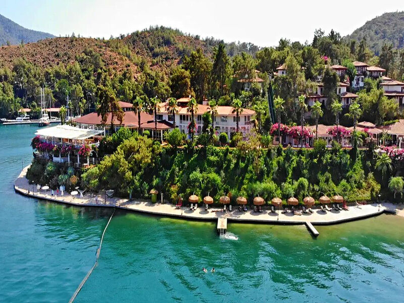 Club & Hotel Letoonia