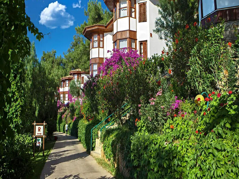 Club and Hotel Letoonia