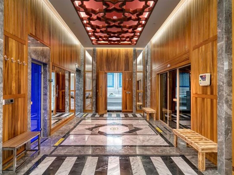 Club Mega Saray