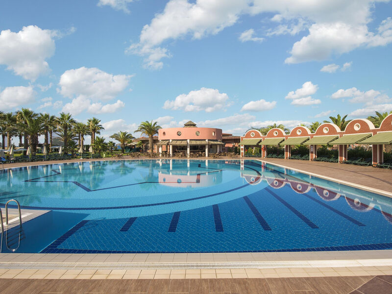 Club Mega Saray