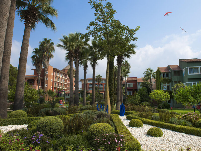 Club Mega Saray