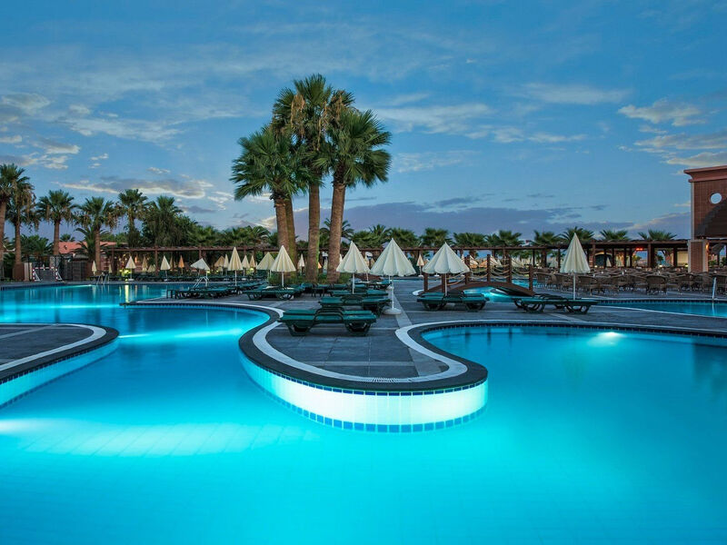 Club Mega Saray