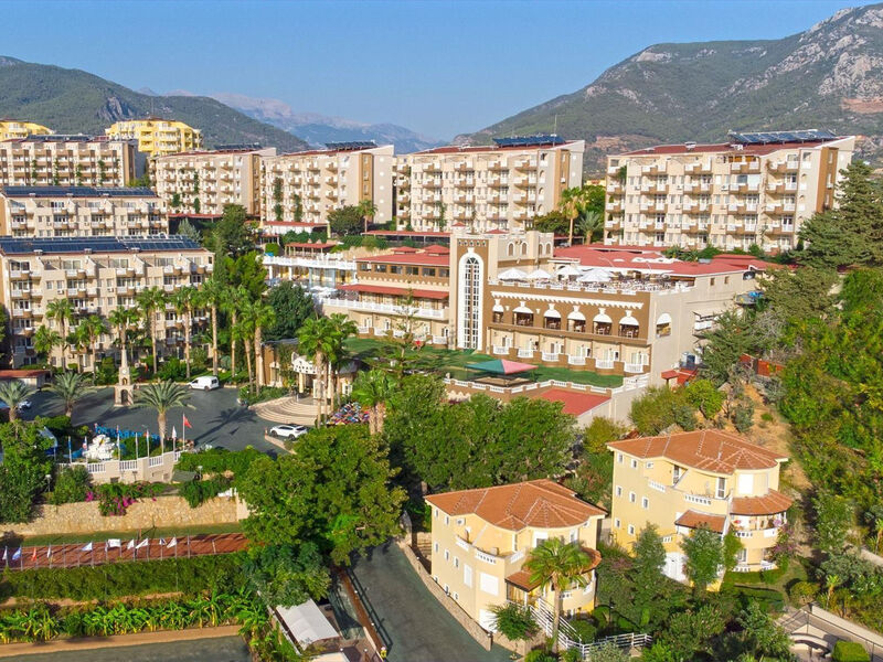 Club Paradiso Hotel & Resort