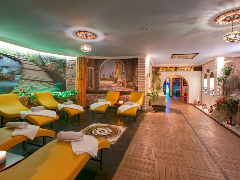 Club Paradiso Hotel & Resort