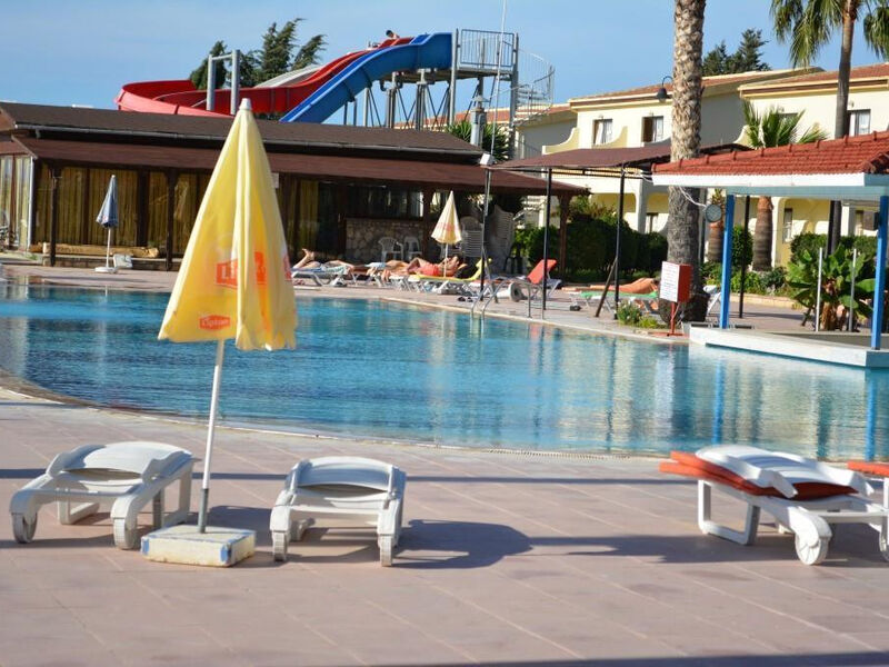 Club Simena