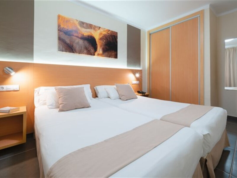 Club Siroco (Serenity)