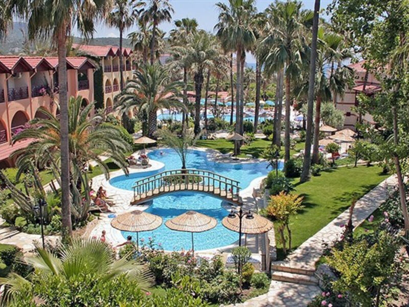Club Tropical Beach