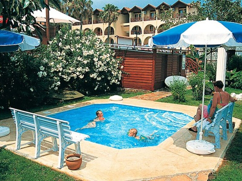 Club Tropical Beach