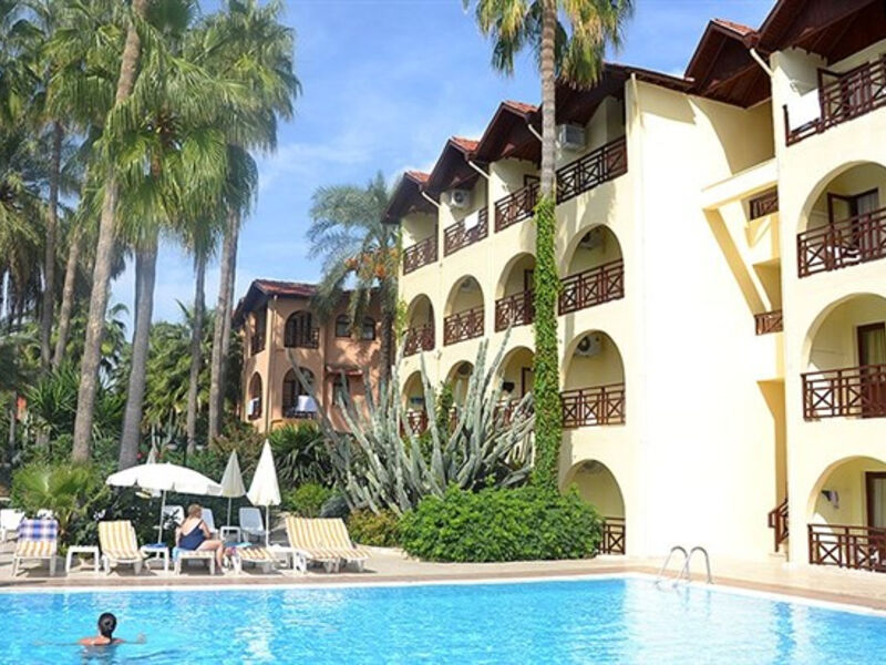 Club Tropical Beach