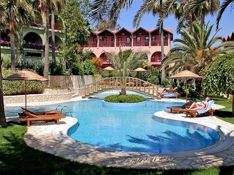 Club Tropical Beach